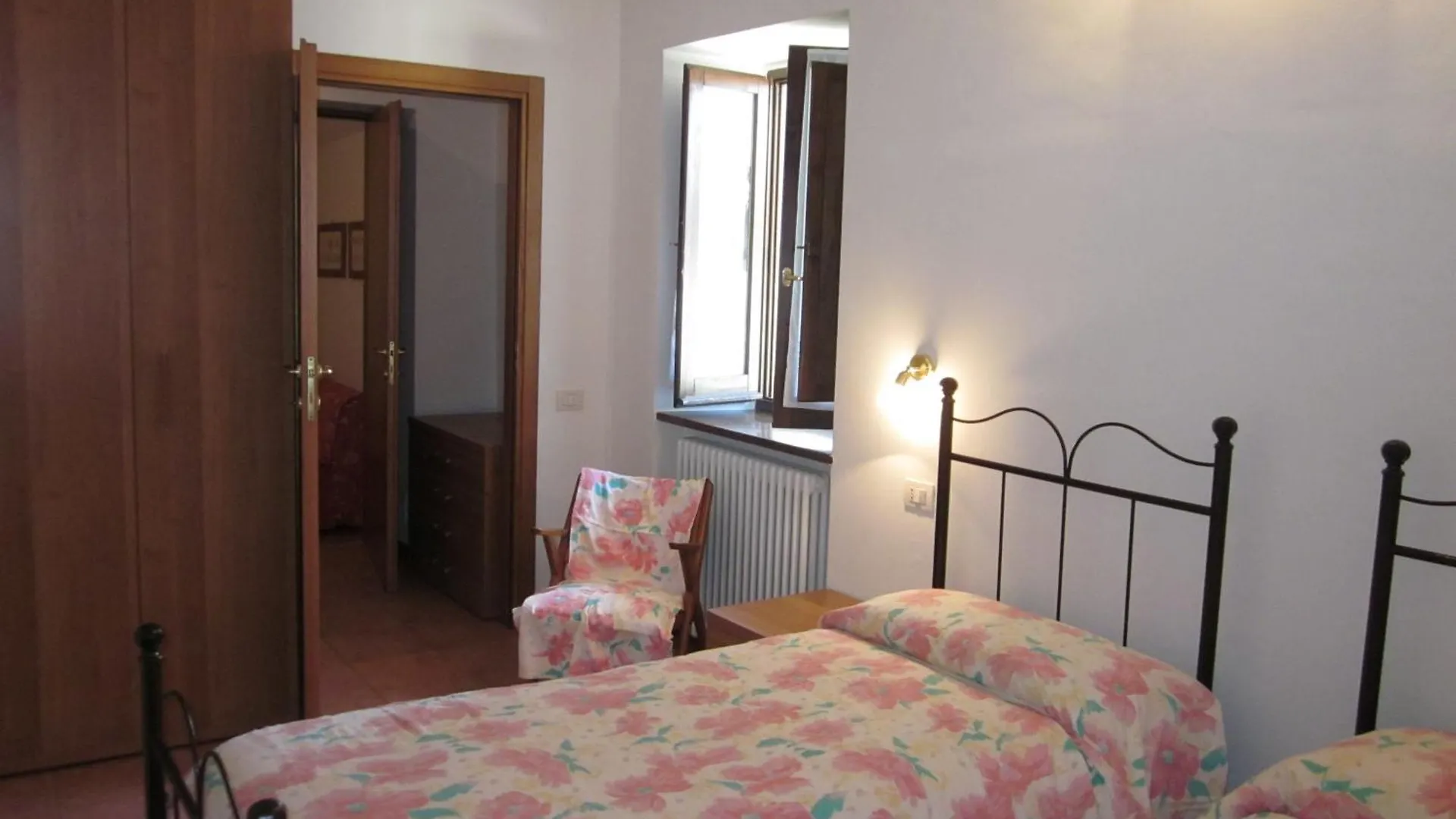 Monte Cavallo Assisi 0*,